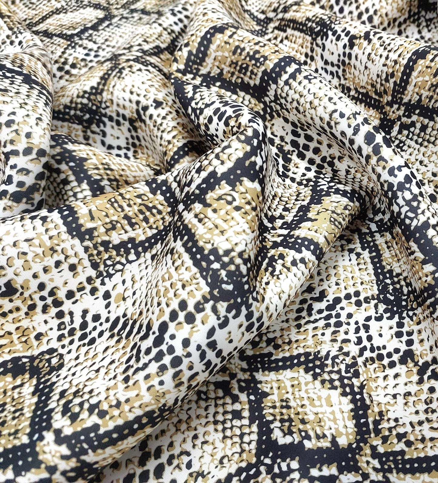 Neopren, Model Snake