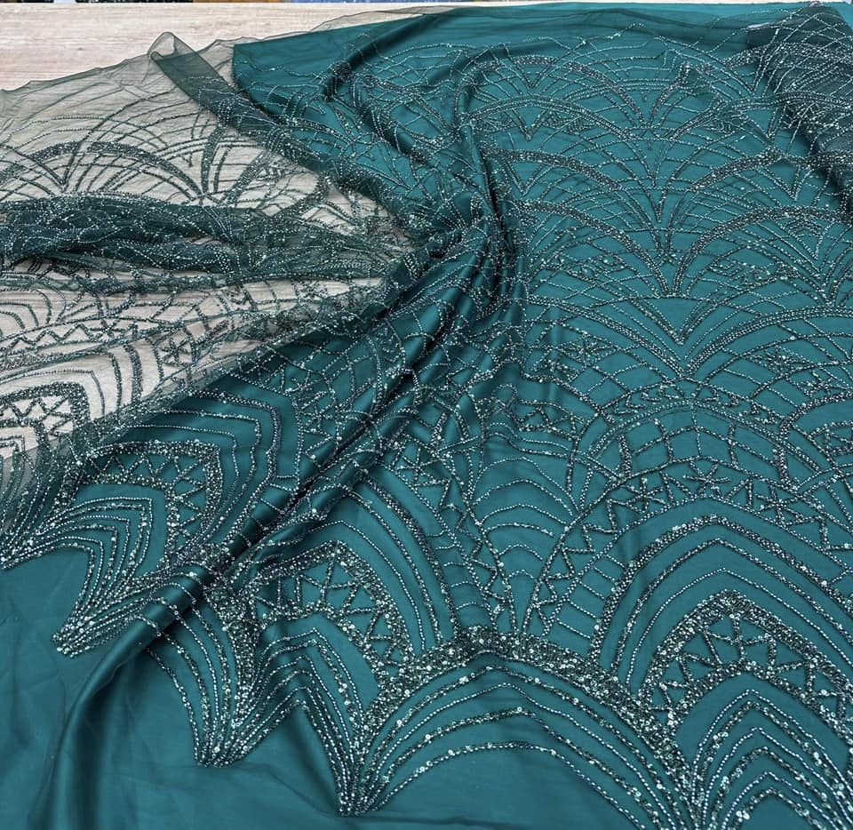 Broderie accesorizata cu paiete si margele, Verde - MODEL DELIA