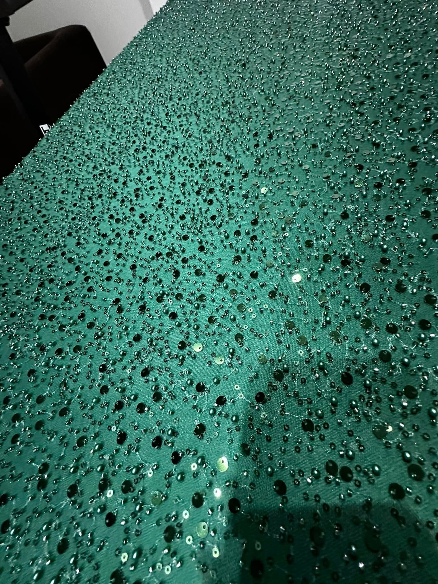 Tulle accesorizat cu paiete si margele, Verde/ MODEL BIG