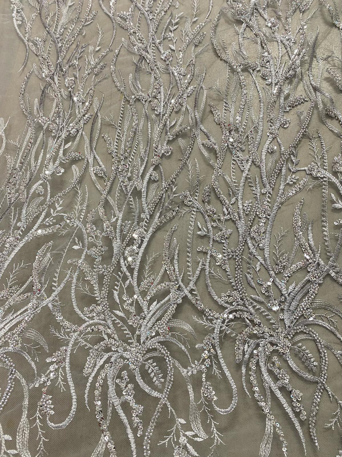 Broderie accesorizata cu paiete si margele , Gri - MODEL BELLA