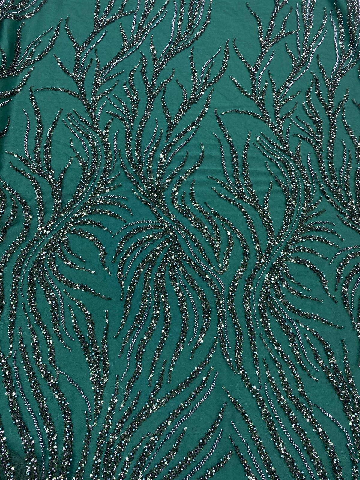 Broderie accesorizata cu paiete si margele, Verde - MODEL LARISA