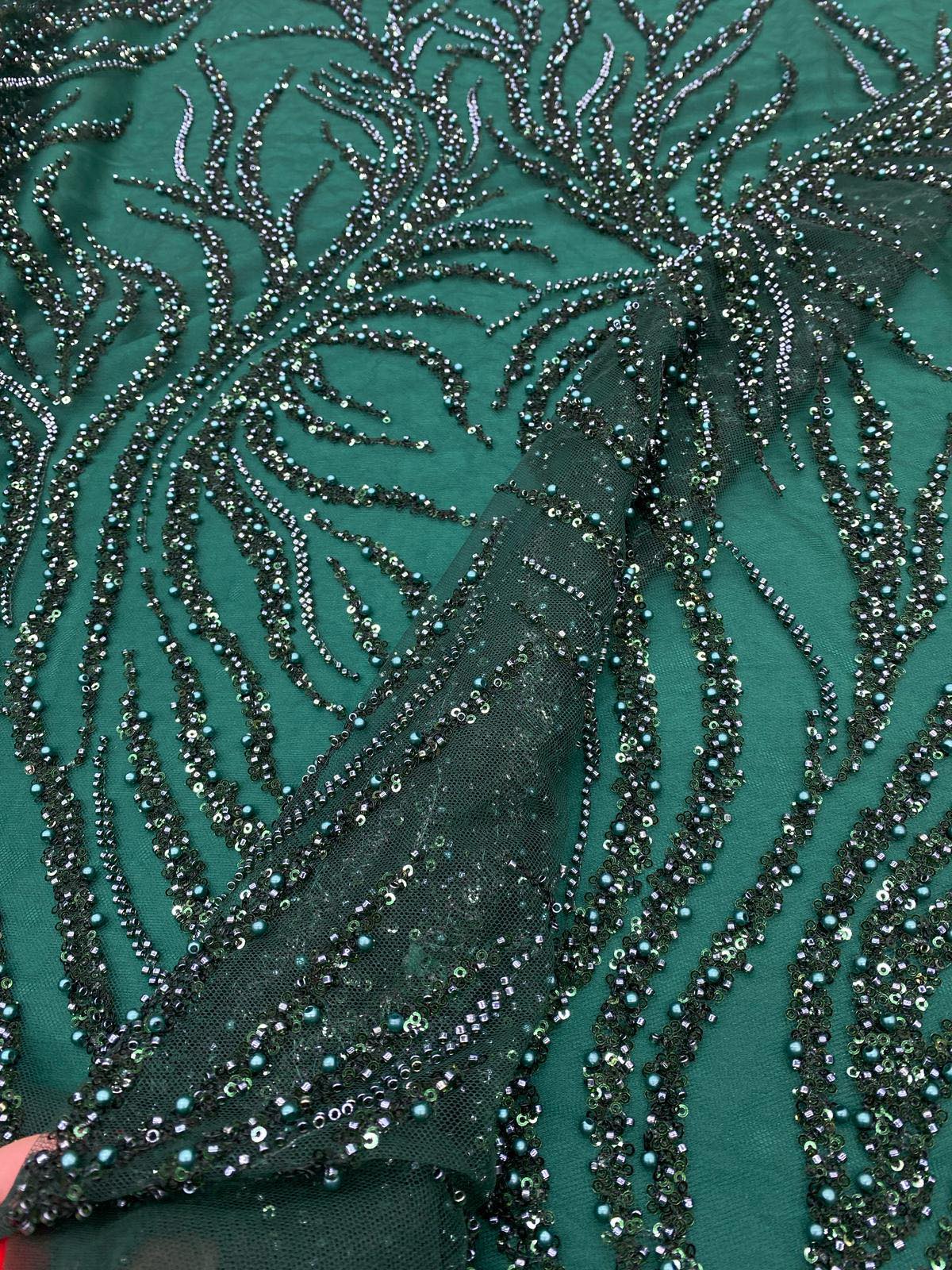 Broderie accesorizata cu paiete si margele, Verde - MODEL LARISA