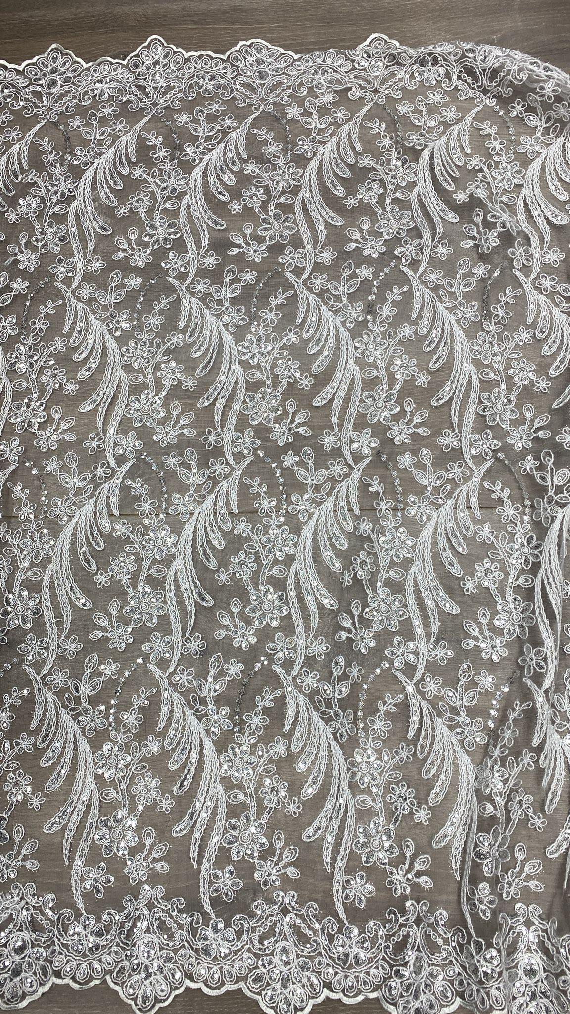 Broderie accesorizata cu paiete, alba - MODEL MARA