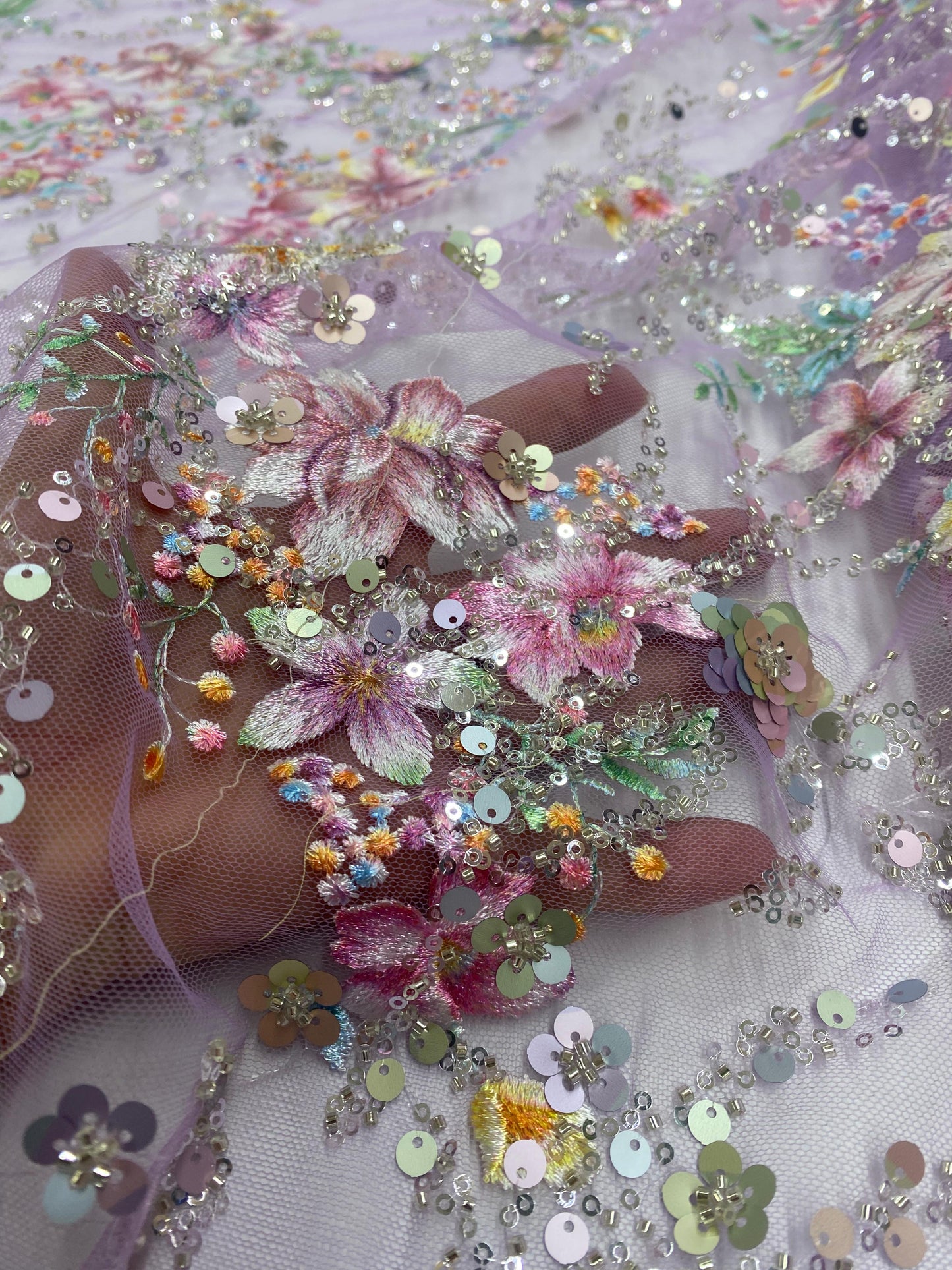 Broderie premium accesorizata Flori 3D, design multicolor, Tulle Mov, Model FAVI