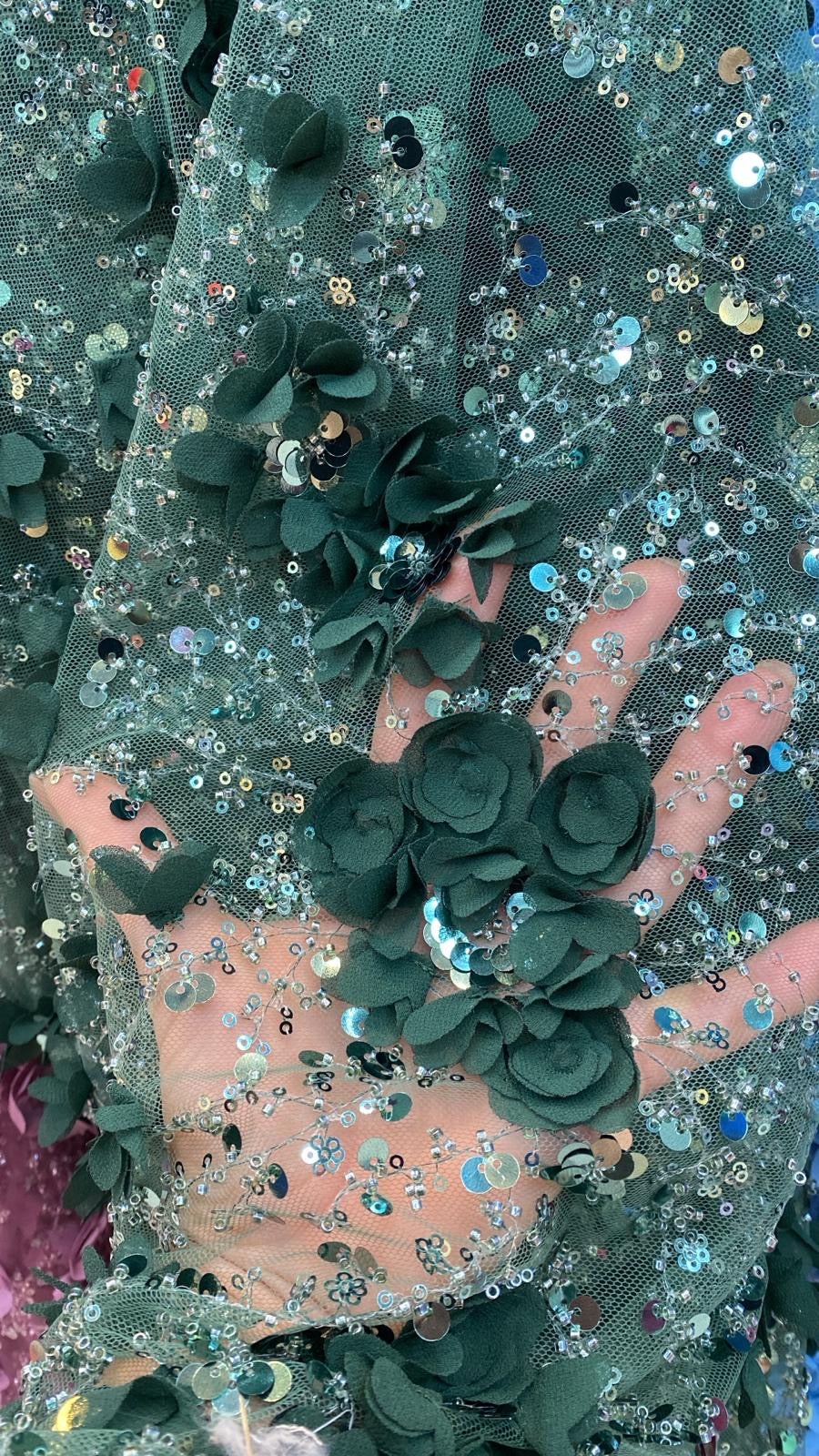 Broderie accesorizata cu paiete si margele tubulare, Verde - MODEL FLORA