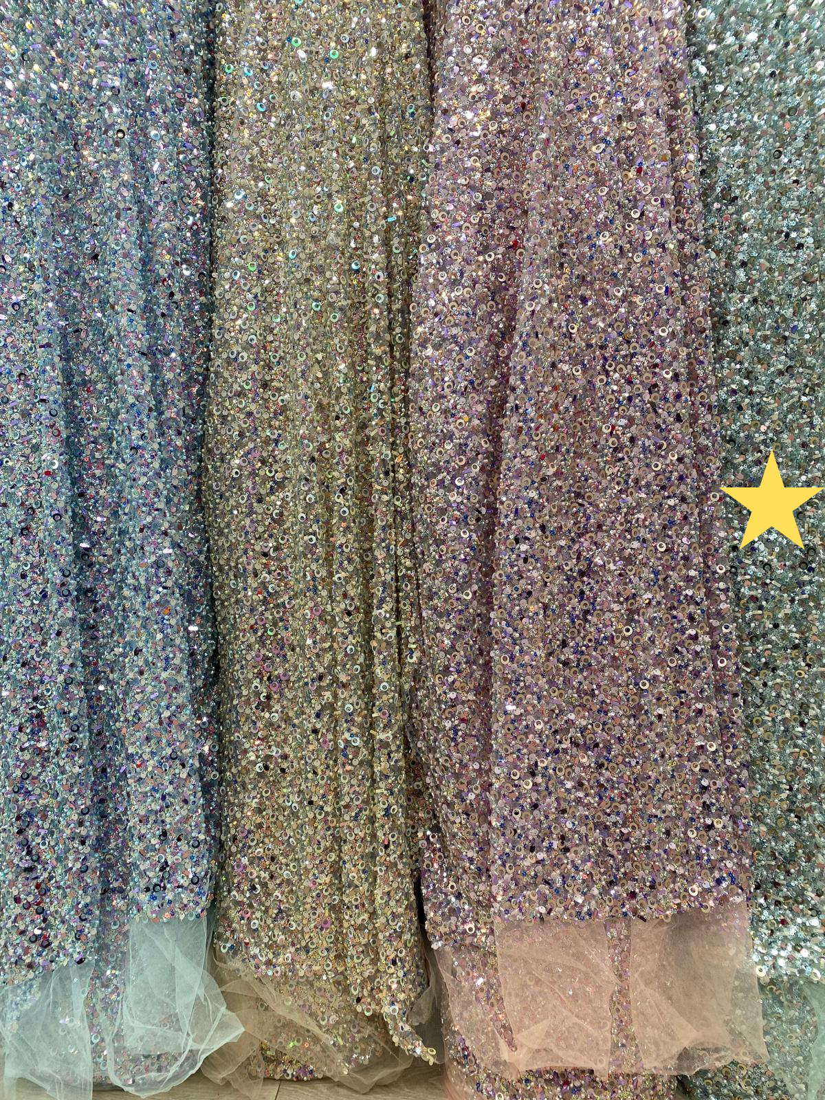 Tulle accesorizat cu paiete si margele , Verde - MODEL EVA