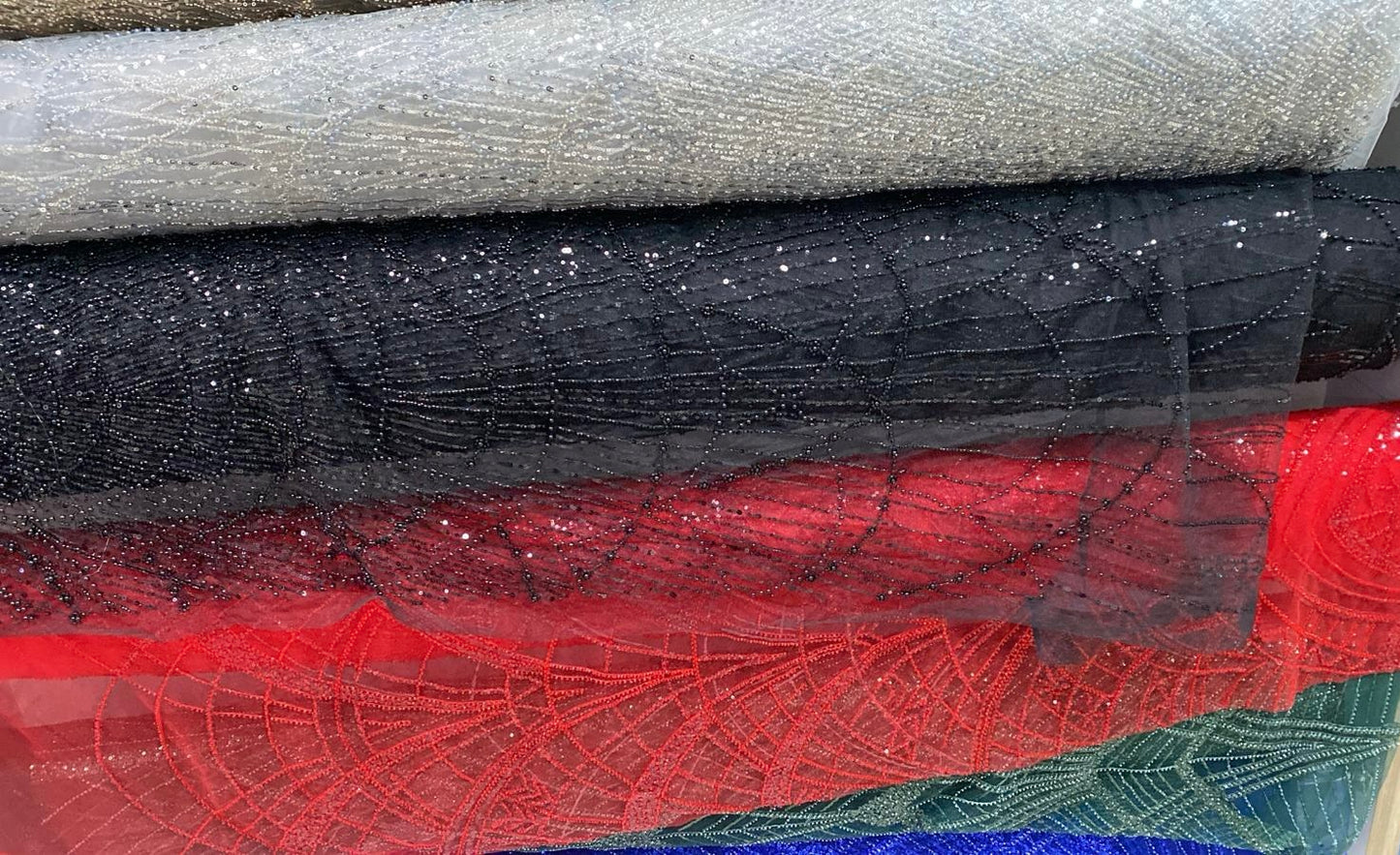 Broderie accesorizata cu paiete si margele, Albastru - MODEL DALIA
