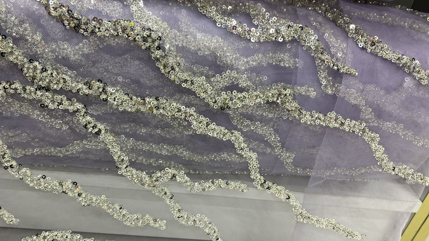 Broderie argintie, accesorizata cu paiete si margele, pe suport de tulle mov lila - MODEL AYLA