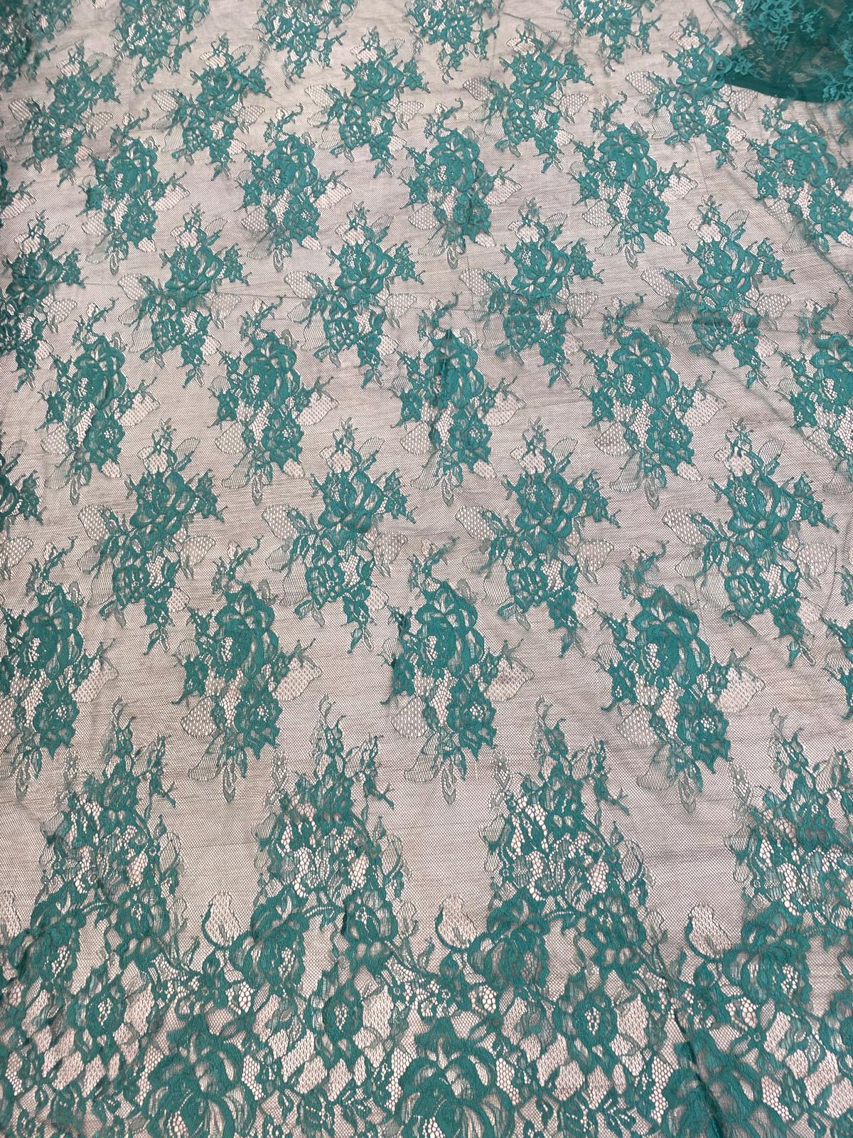 Dantela Chantily ,Verde , Cupon 3m - Cod 0033