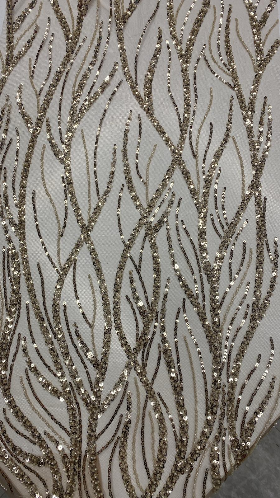 Broderie accesorizata cu paiete si margele, Bej-Auriu - MODEL BEAUTY