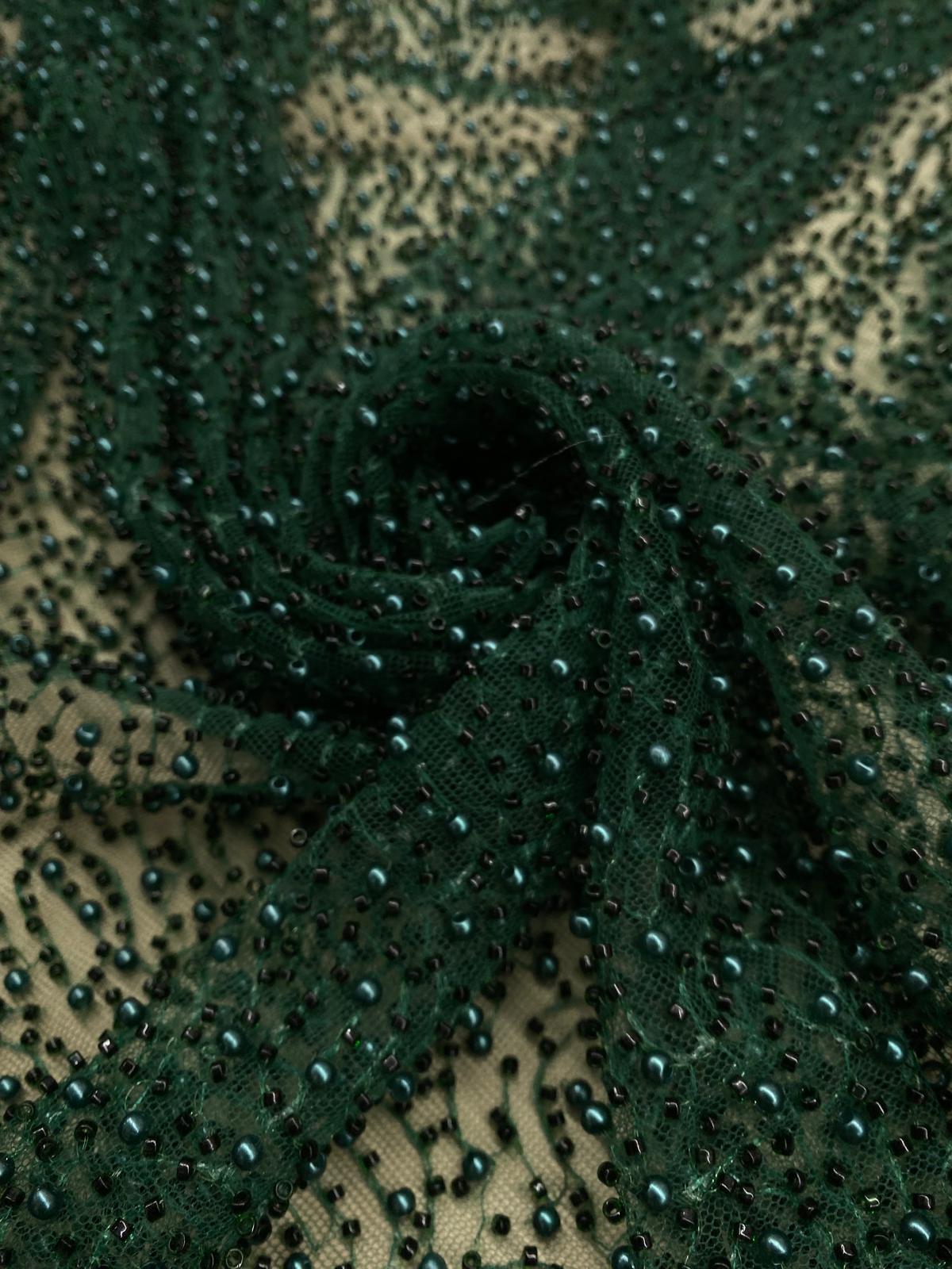 Tulle accesorizat cu perle si margele tubulare , Verde - MODEL HACER