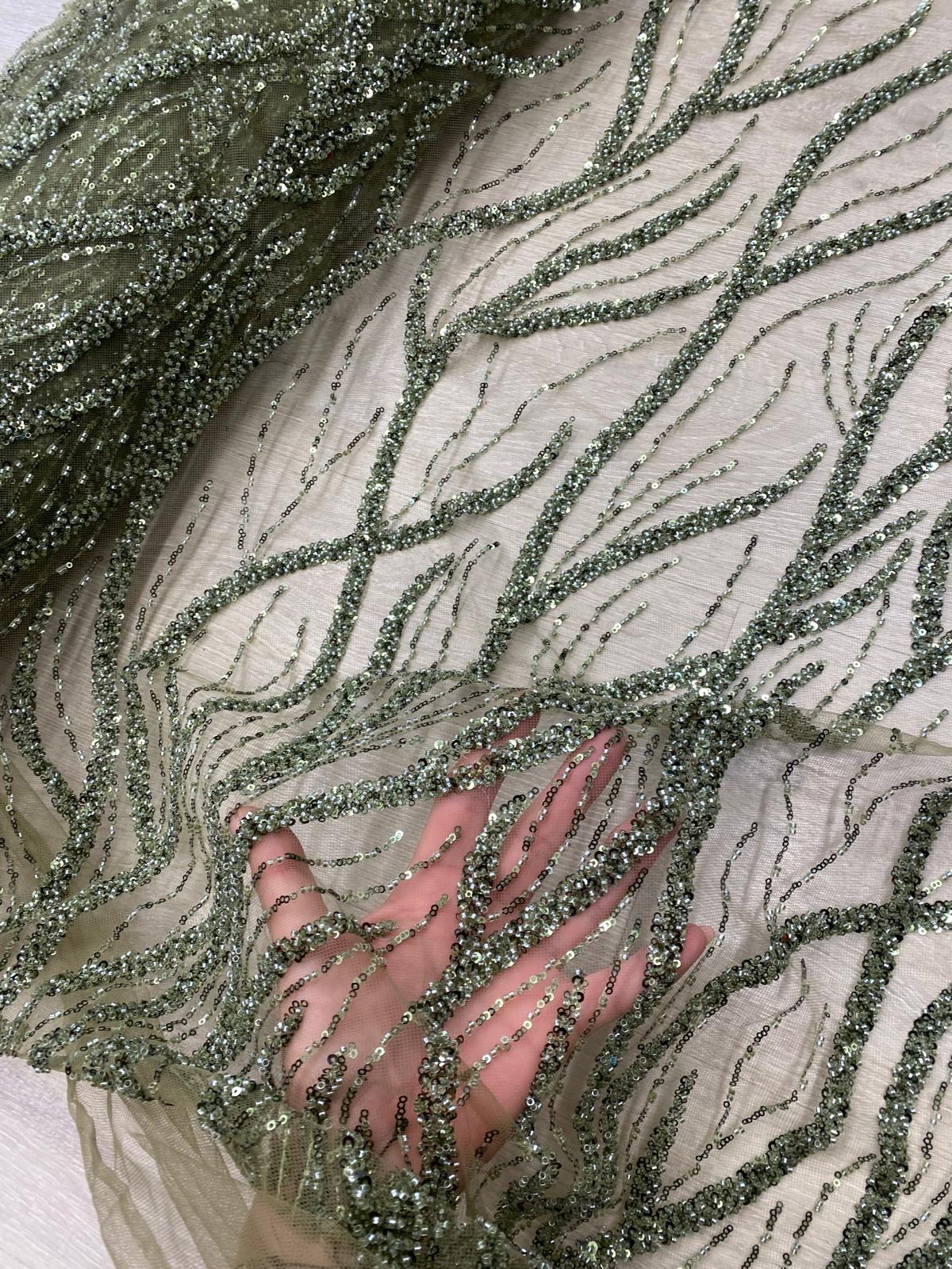 Broderie accesorizata cu paiete si margele, Verde Olive - MODEL BEAUTY