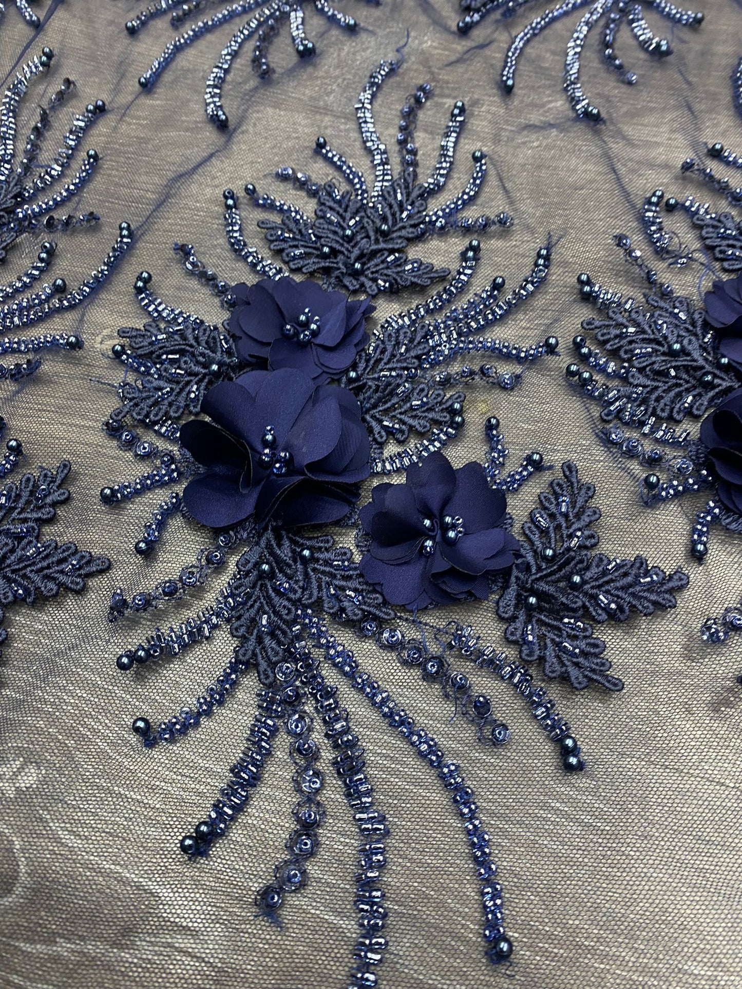 Broderie accesorizata , model floral , Bluemarin - INNA