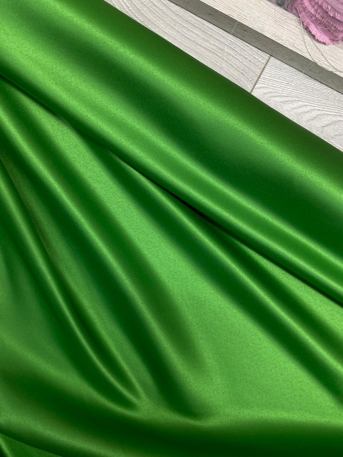 Tafta fixa, Verde Iarba