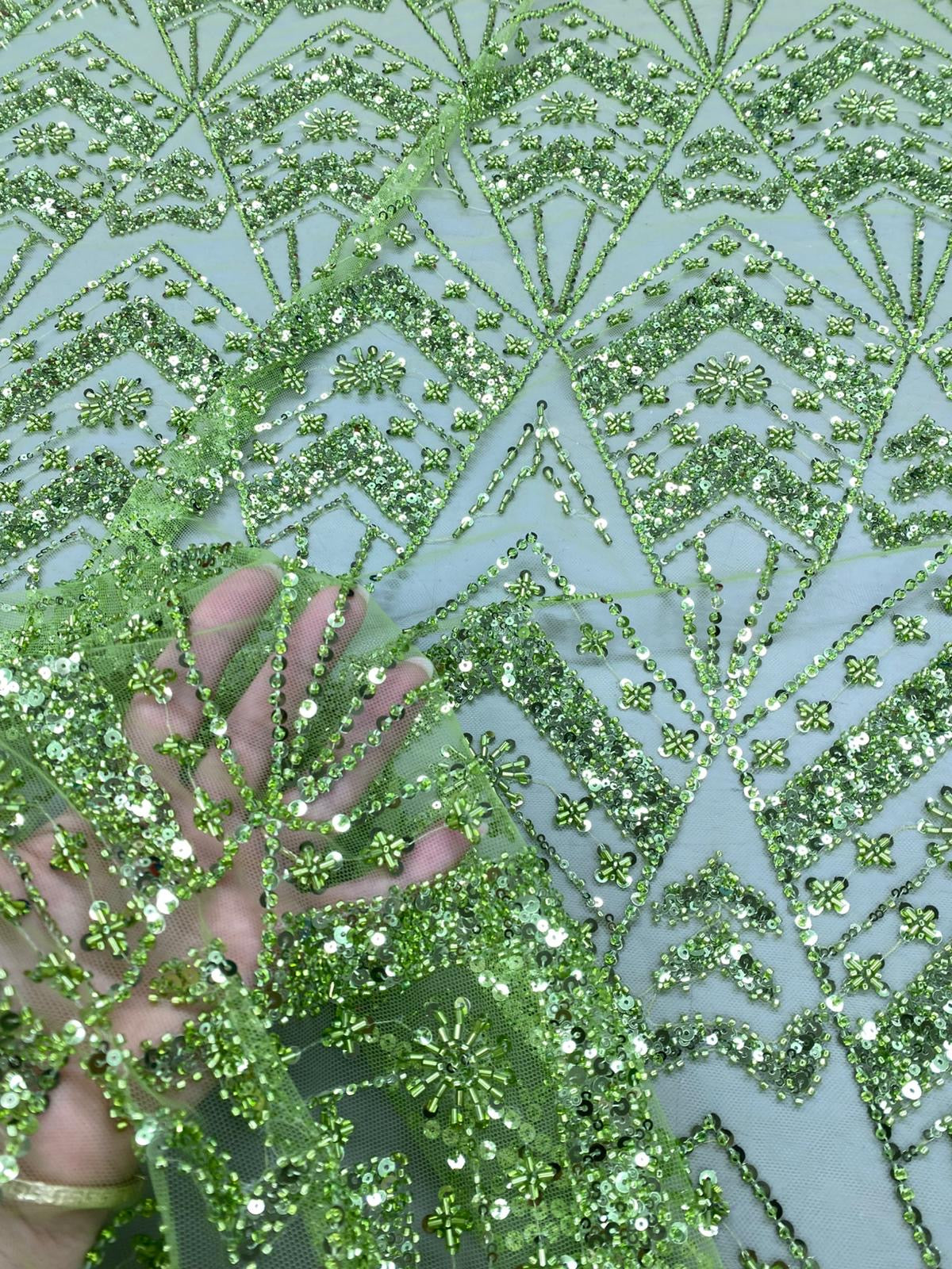 Broderie accesorizata cu paiete si margele, Verde Fistic - Model CICY
