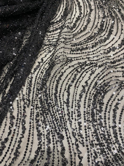 Broderie accesorizata cu paiete si margele, Negru / MODEL EMY
