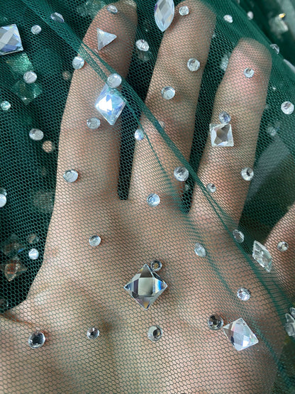 Tulle verde, accesorizat cu pietre si cristale argintii - MODEL KATE