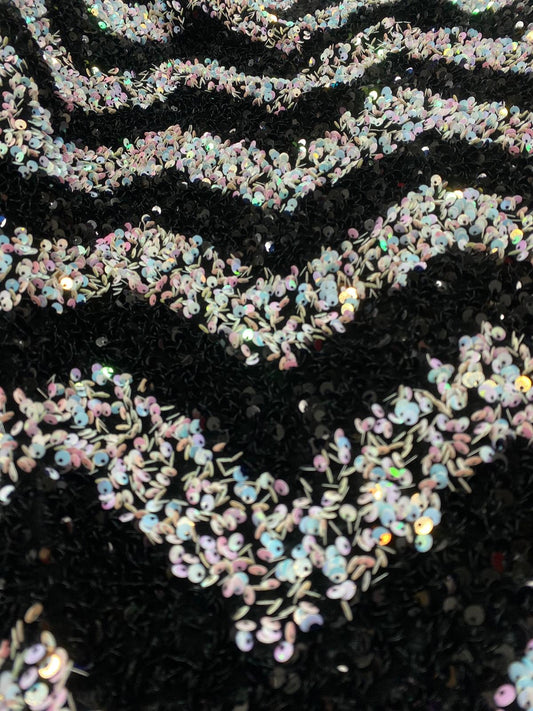 Paiete pe suport de catifea, model ZigZag, Negru-multicolor
