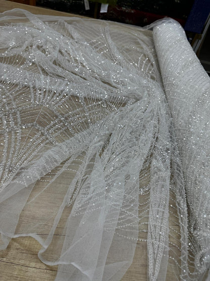 Broderie accesorizata cu paiete si margele, Alb - MODEL SELLY
