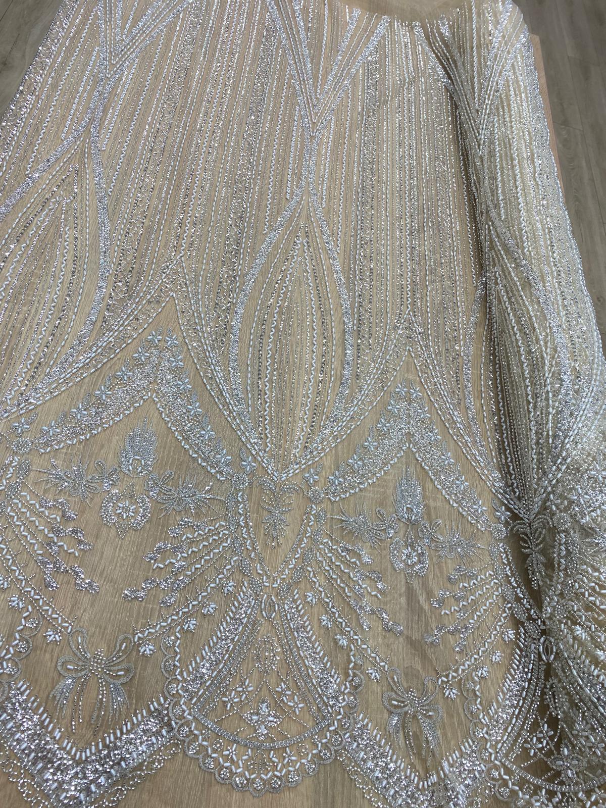 Broderie accesorizata cu paiete si margele argintie, pe suport de tulle nude - MODEL INGA