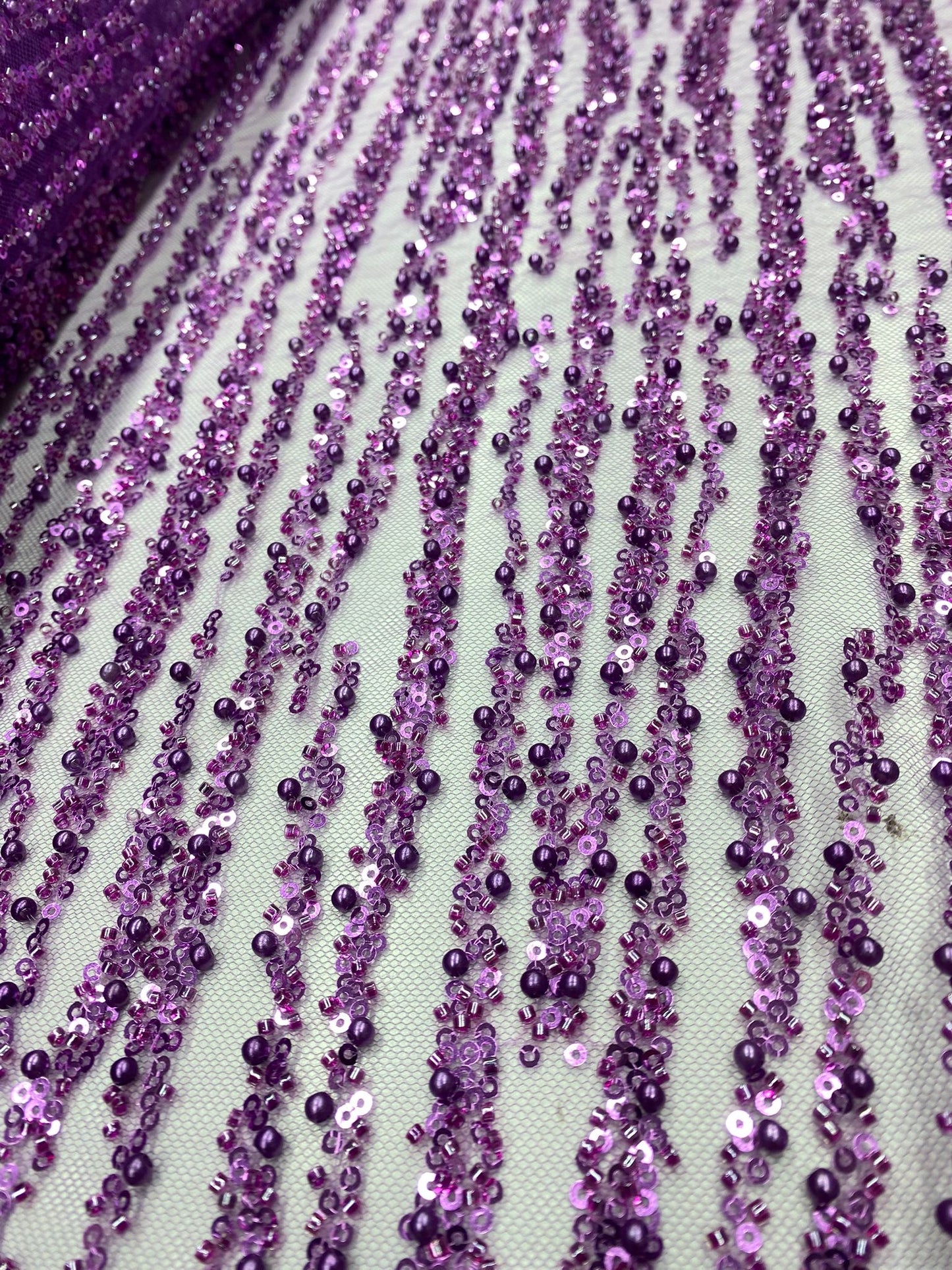 Broderie accesorizata cu margele, paiete si margelute tubulare , Mov - MODEL DEEA