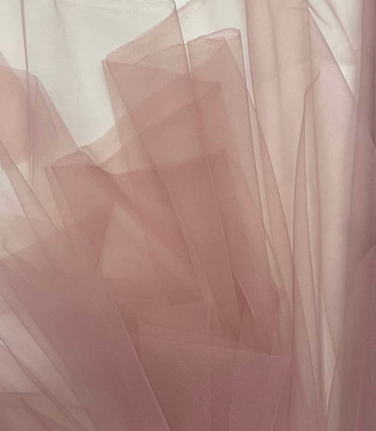 Tulle moale si fin , Roz Pudra