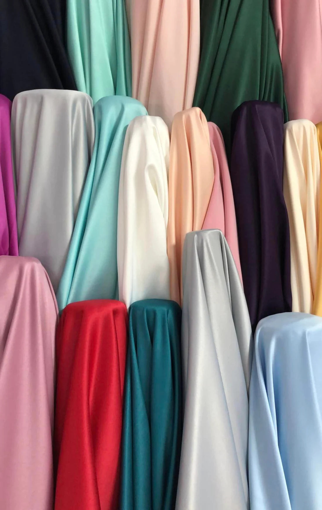 Tafta elastica clasica, Culori disponibile