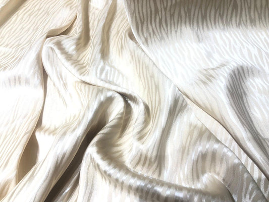 Satin Jacquard / MODEL LINII