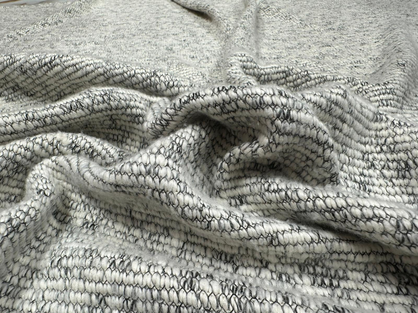 Tricot Gros , Gri