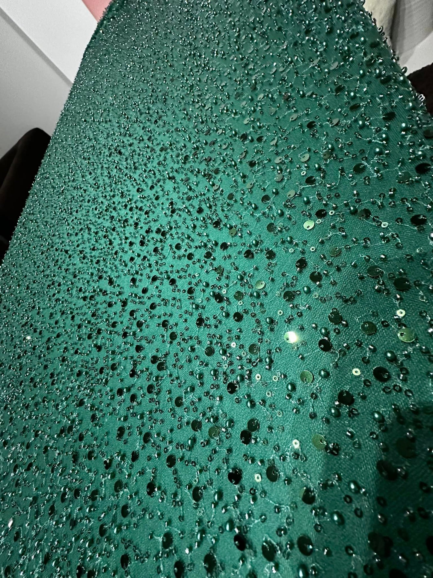 Tulle accesorizat cu paiete si margele, Verde/ MODEL BIG