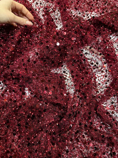 Tulle accesorizat cu paiete si margele, Visiniu / MODEL BIG