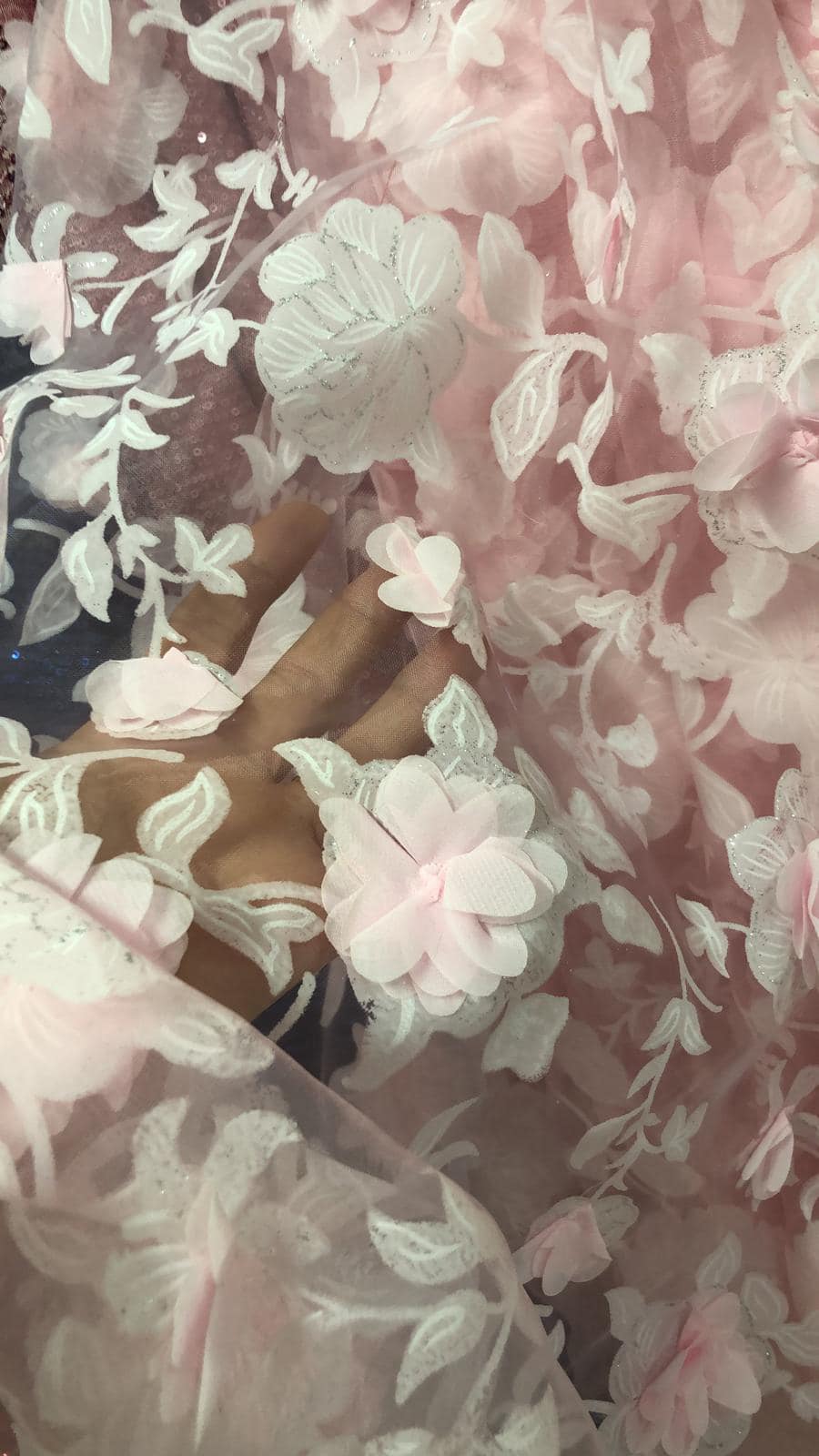 Dantela cu floricele 3D, Roz deschis
