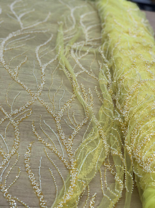 Broderie accesorizata cu paiete si margele, Galben / MODEL MARDIN