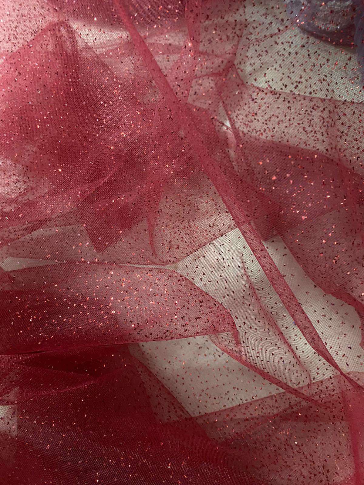Tulle cu sclipici , Visiniu