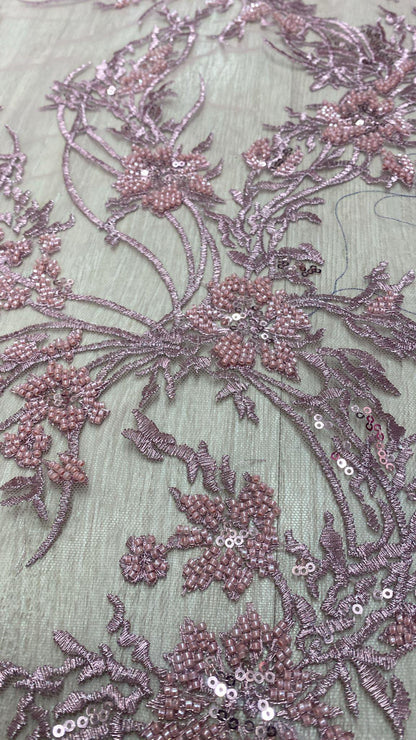Broderie accesorizata cu paiete si margele ,Mov Lila - MODEL CLEO