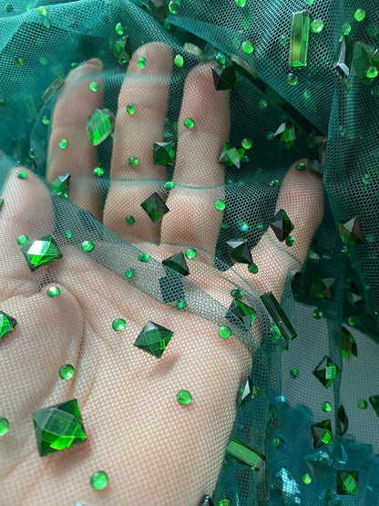 Tulle accesorizat cu pietre si cristale ,Verde- MODEL KATE