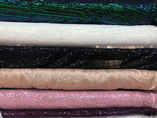 Paiete pe tulle , culori disponibile