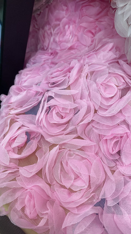 Floricele 3D pe suport de tulle , Roz
