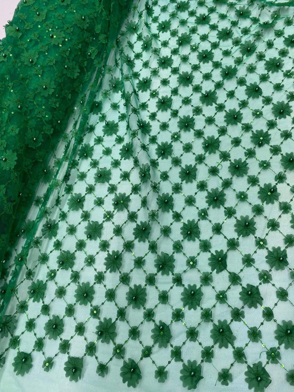 Dantela florala accesorizata, Verde