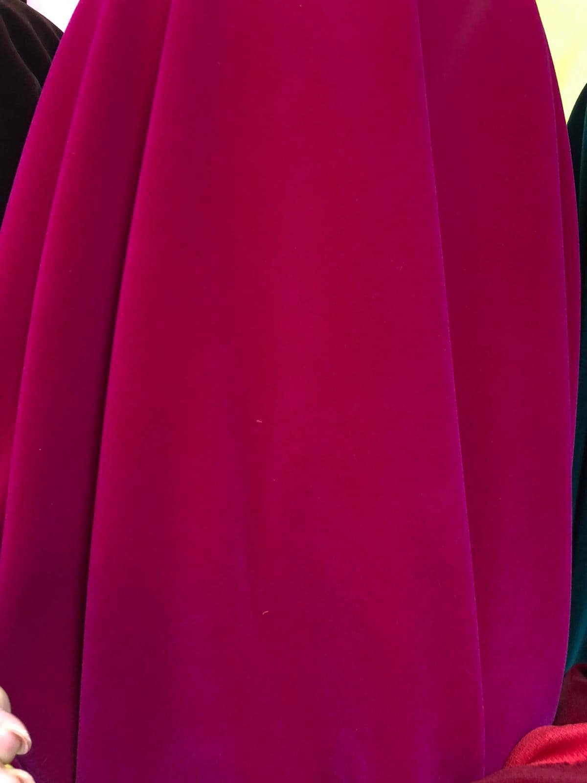 Catifea Fixa, Magenta