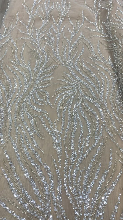 Broderie argintie pe suport de tulle nude, accesorizata cu paiete si margele - MODEL LAVY