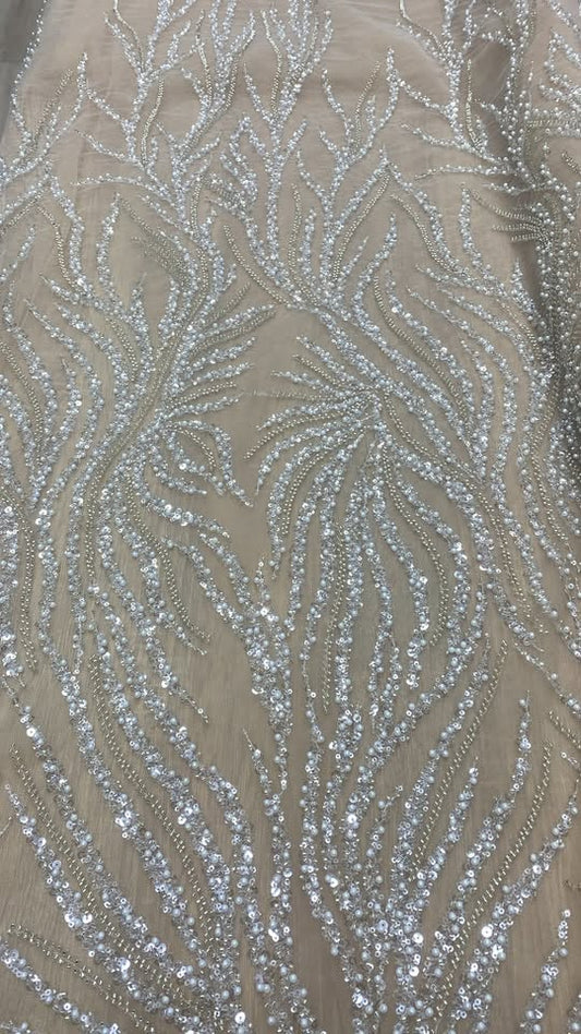 Broderie argintie pe suport de tulle nude, accesorizata cu paiete si margele - MODEL LAVY