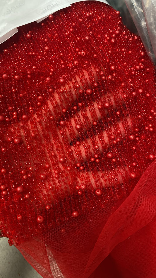 Broderie accesorizata cu margele, Rosu - MODEL KYLIE