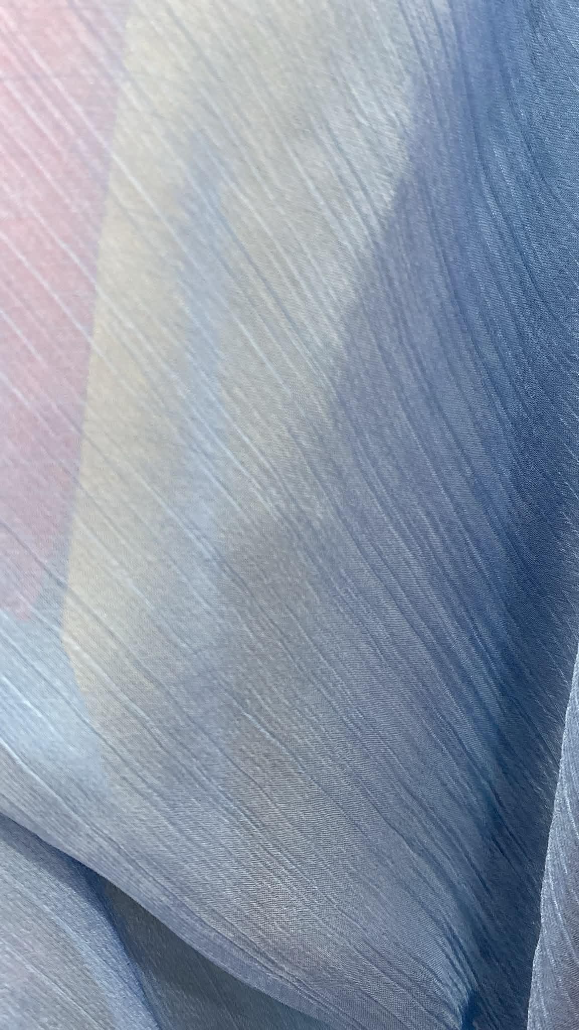 Voal Creponat, Blue