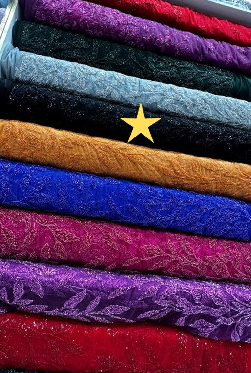 Broderie accesorizata cu paiete si margele / MODEL MERSIN