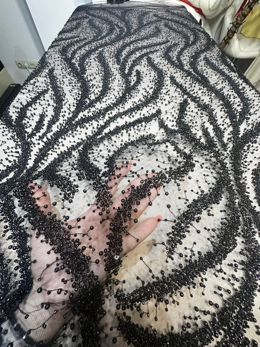 Broderie accesorizata cu paiete si margele, Negru - MODEL ELLA
