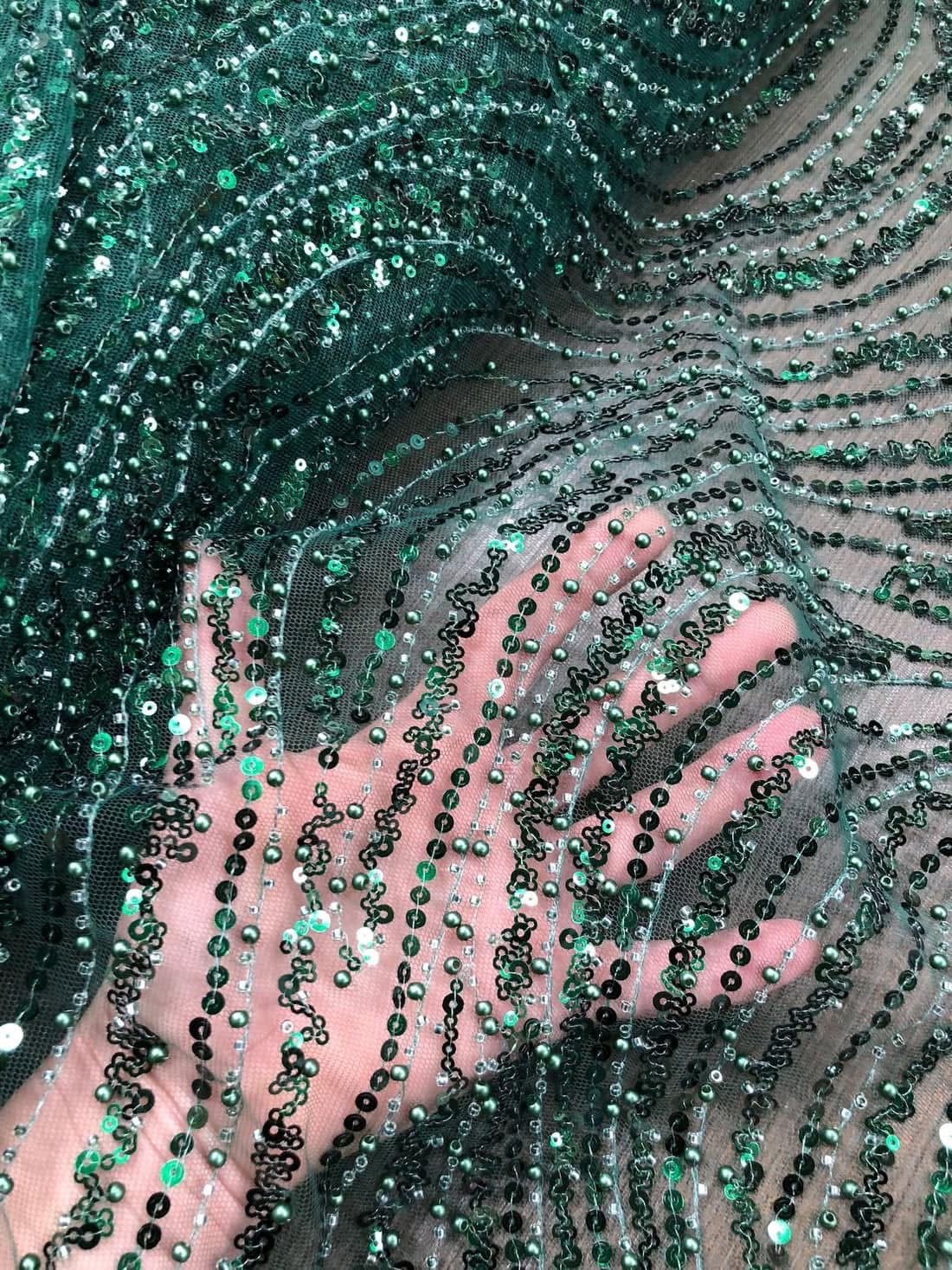 Broderie accesorizata cu paiete si margele, Verde / MODEL EMY