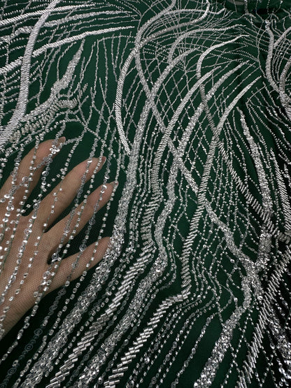 Broderie accesorizata cu paiete si margele argintii, pe tulle verde / MODEL DAMLA