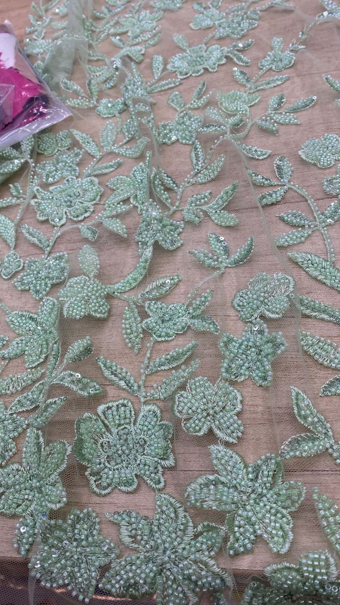 Broderie accesorizata cu margele tubulare, Verde Mint - MODEL ZEYNEP