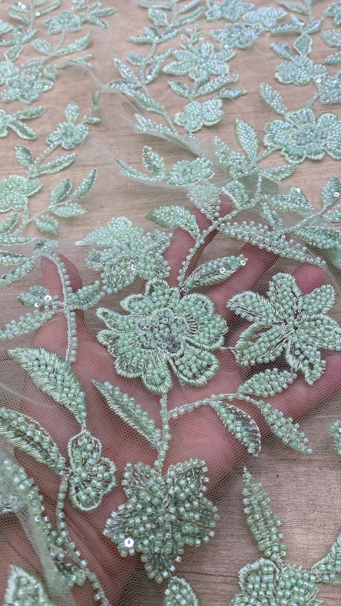 Broderie accesorizata cu margele tubulare, Verde Mint - MODEL ZEYNEP